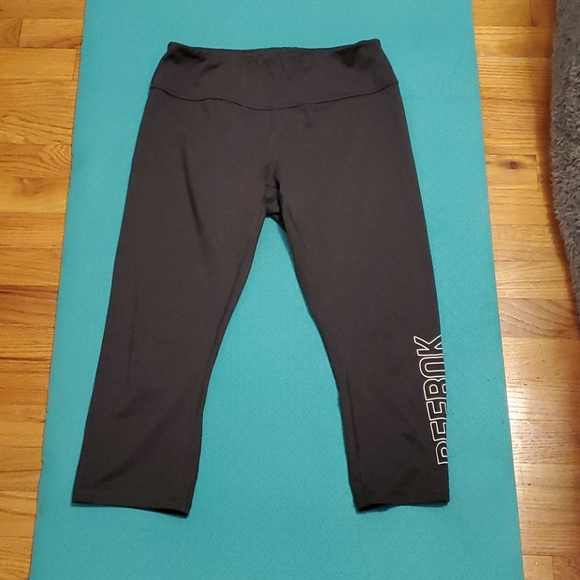 **REMOVING SOON**Reebok workout pants - Picture 2 of 4